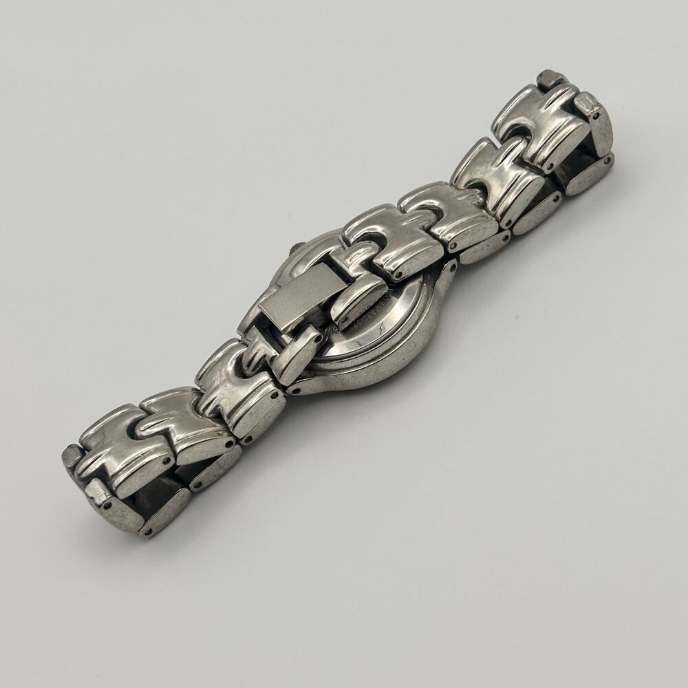Milan Silver Tone WR 23mm St. Steel Women’s Watch Working New Battery - Picture 5 of 8